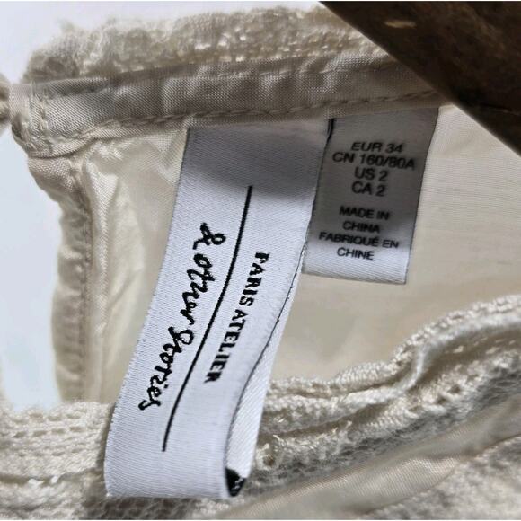 & Other Stories Shirt Womens 2 XS Beige Peasant Blouse Paris Renaissance - Picture 3 of 13